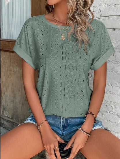 Women's Lightweight Crew Neck T-Shirt with Cut-out Design Summer