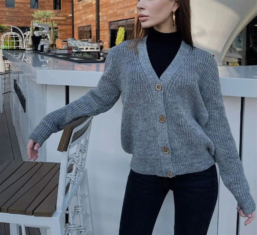 Women's Chunky Knit Cardigan Modern Buttons