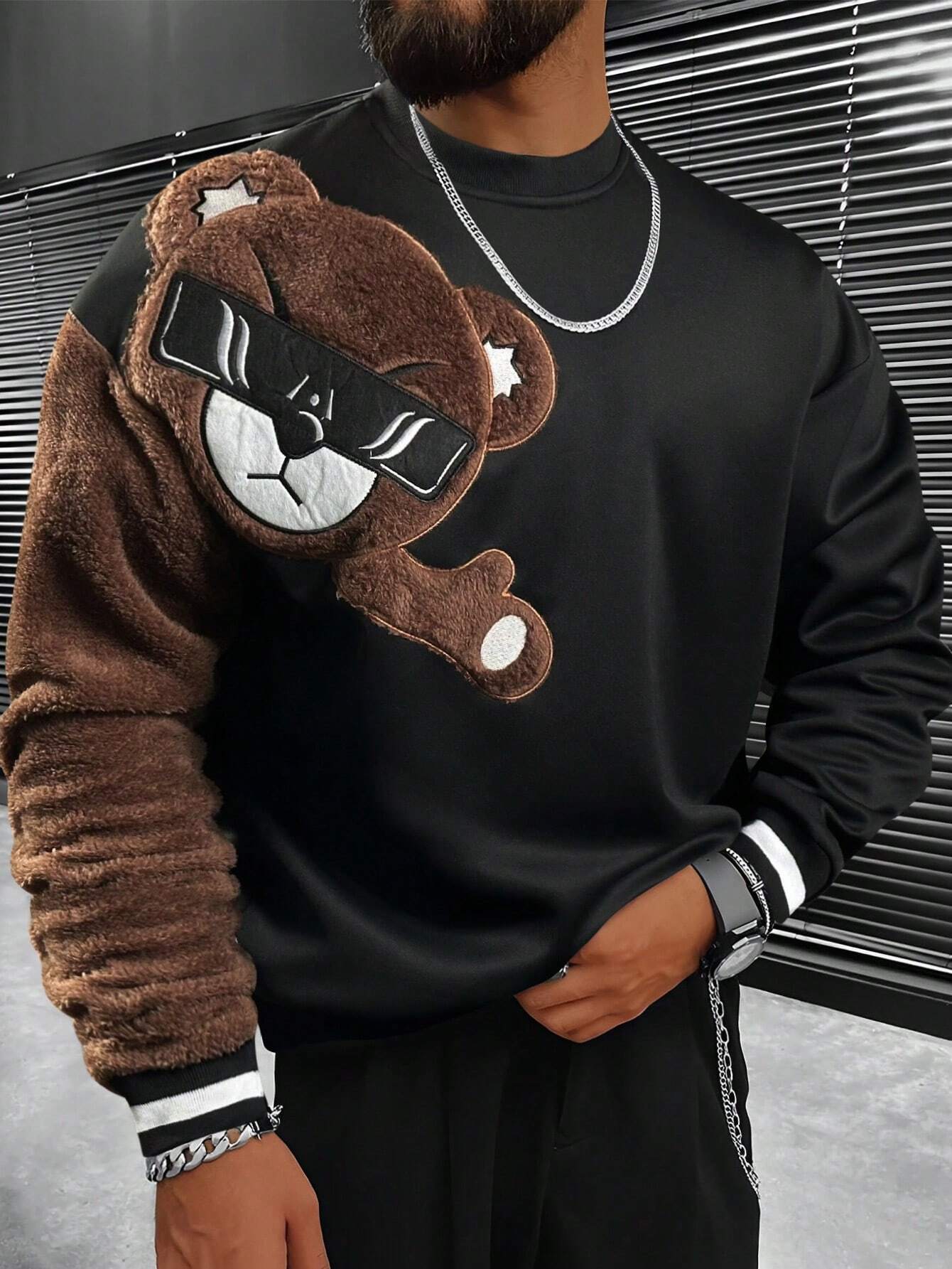 Men's Sweater Bear Appliqué Soft Plush