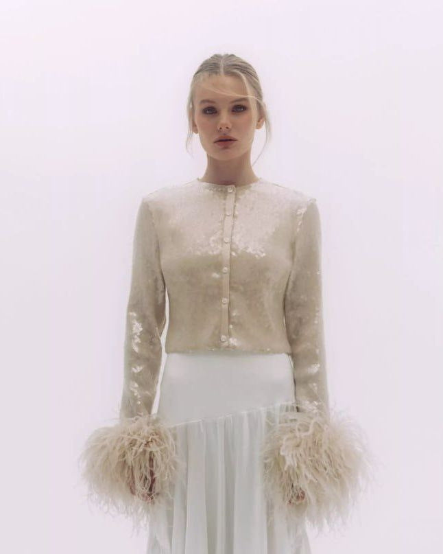 Elegant Women's Blouse with Chic Feather Design