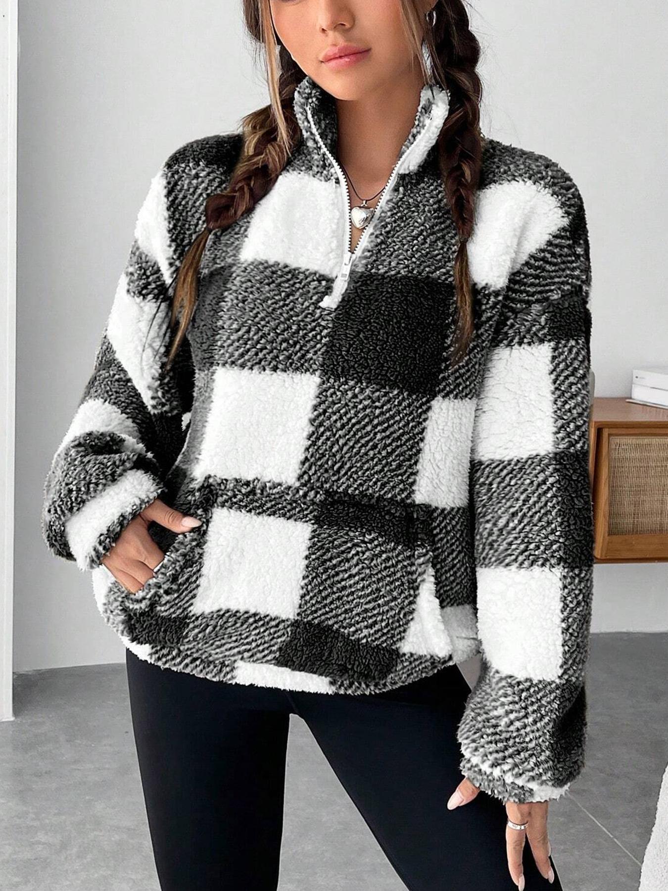 Women's Warm Fleece Jacket with Zipper and Pockets