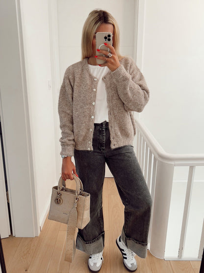 Women's Cardigan Soft Elegant Cut