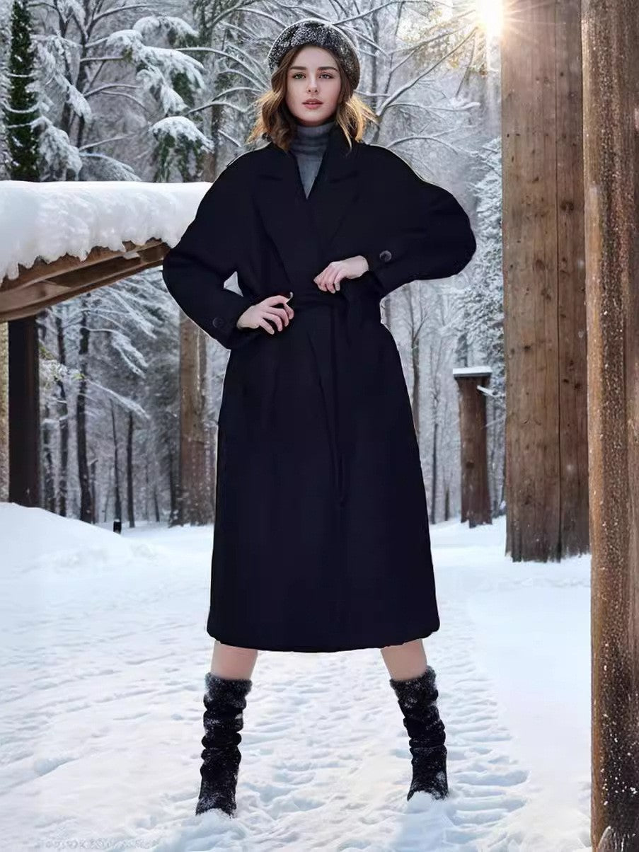 Women's Elegant Wool Coat with Wide Sleeves and Belt