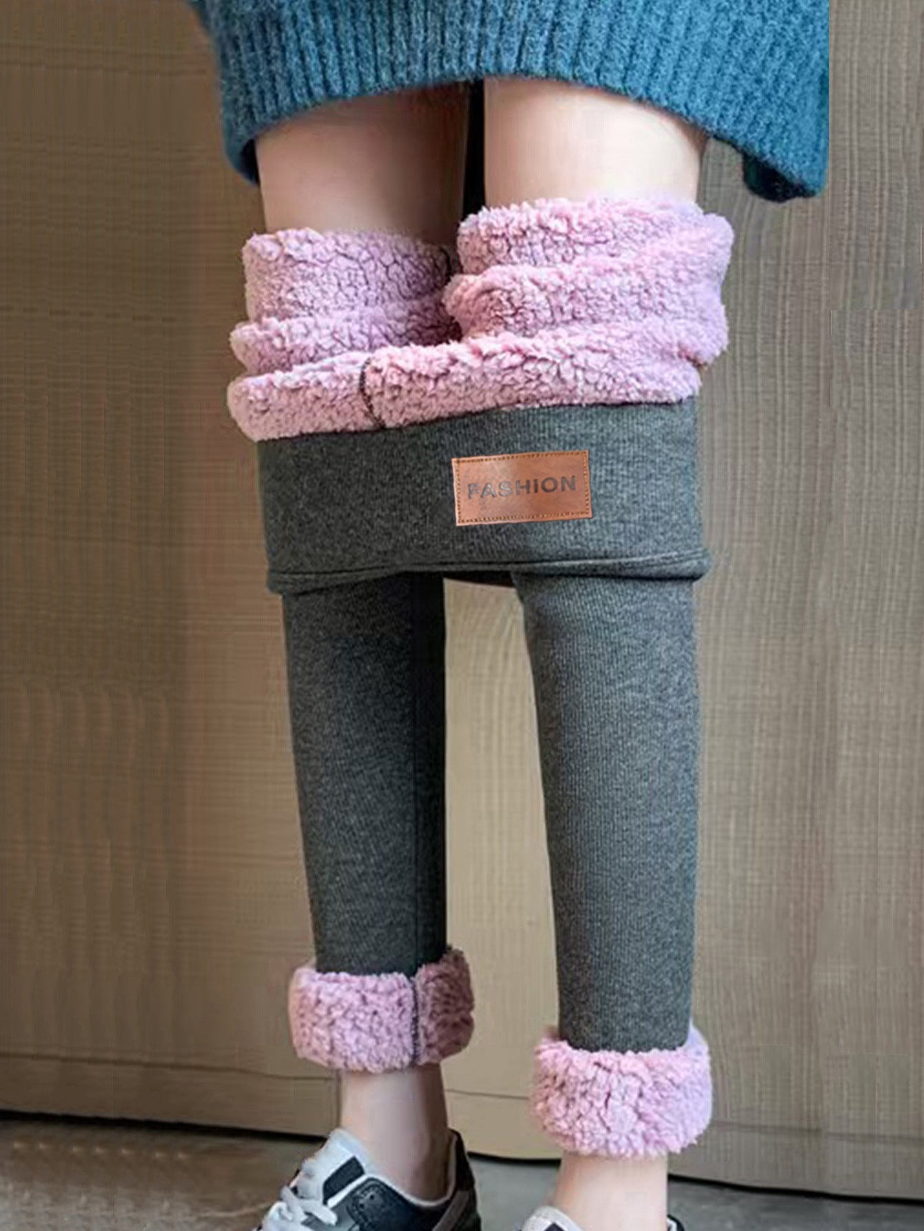 Women's Soft Wool Arm Warmers Elegant Design