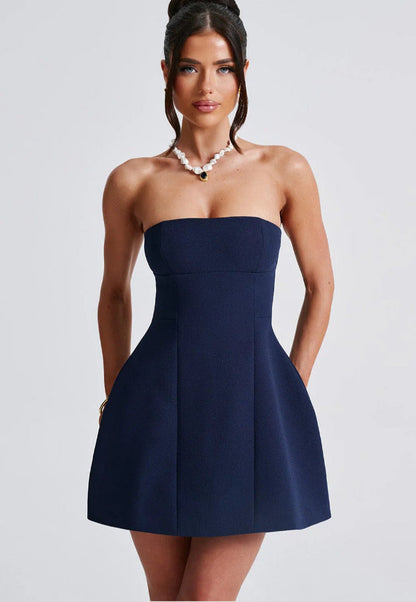 Elegant Women's A-Line Strapless Dress with Hidden Pockets