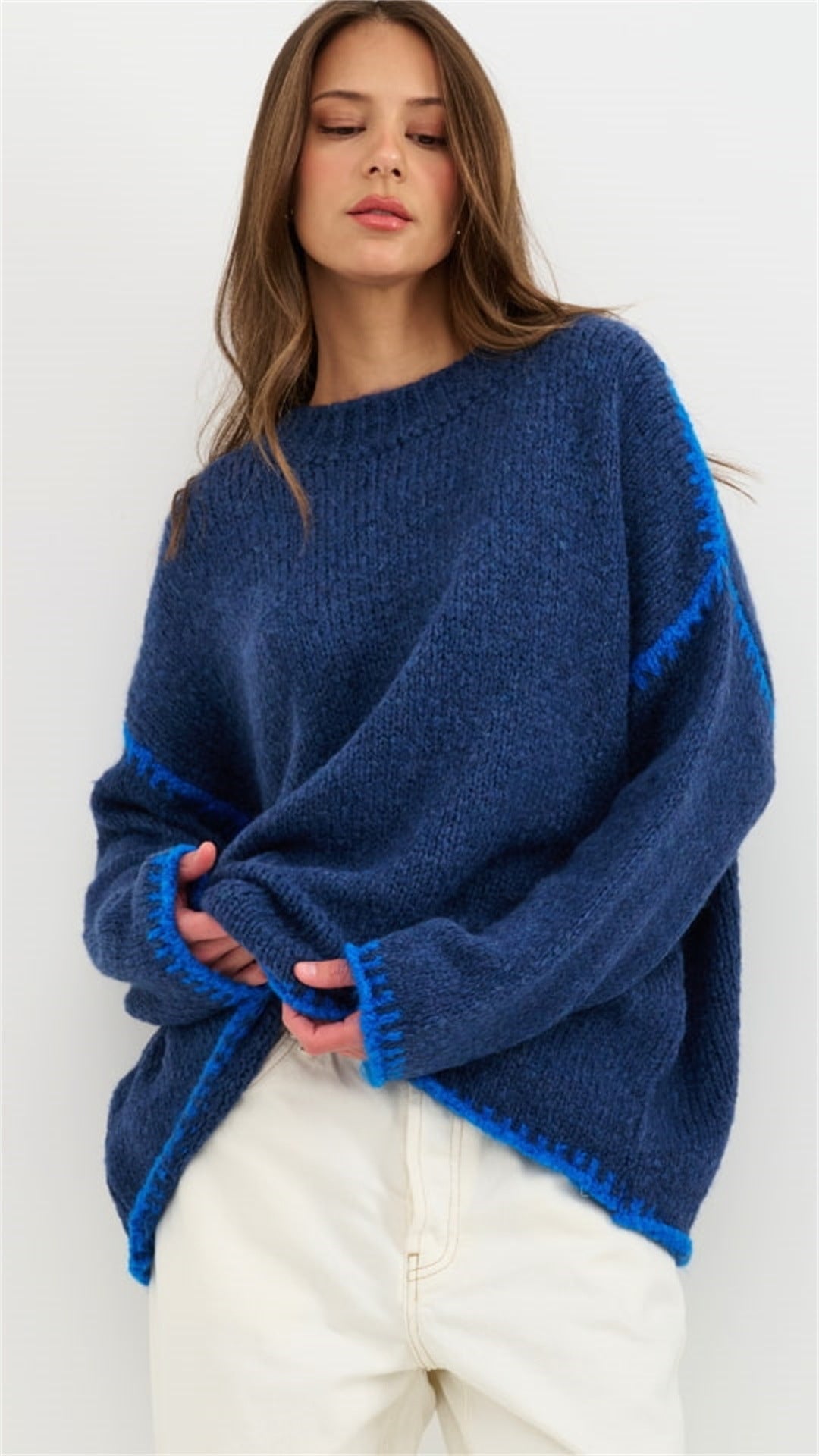 Women's soft sweater with contrast details