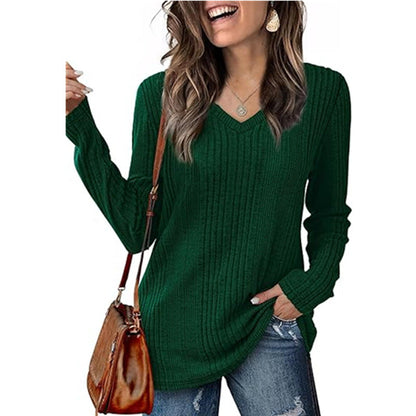 Women's Pullover V-Neck Knit Design