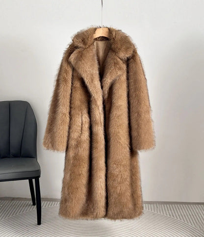 Women's Faux Fur Coat Elegant Design Generous