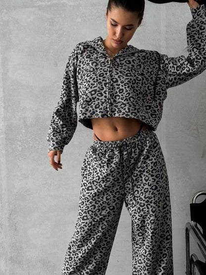 Women's Sports Set Hoodie and Jogging Pants Comfort Set