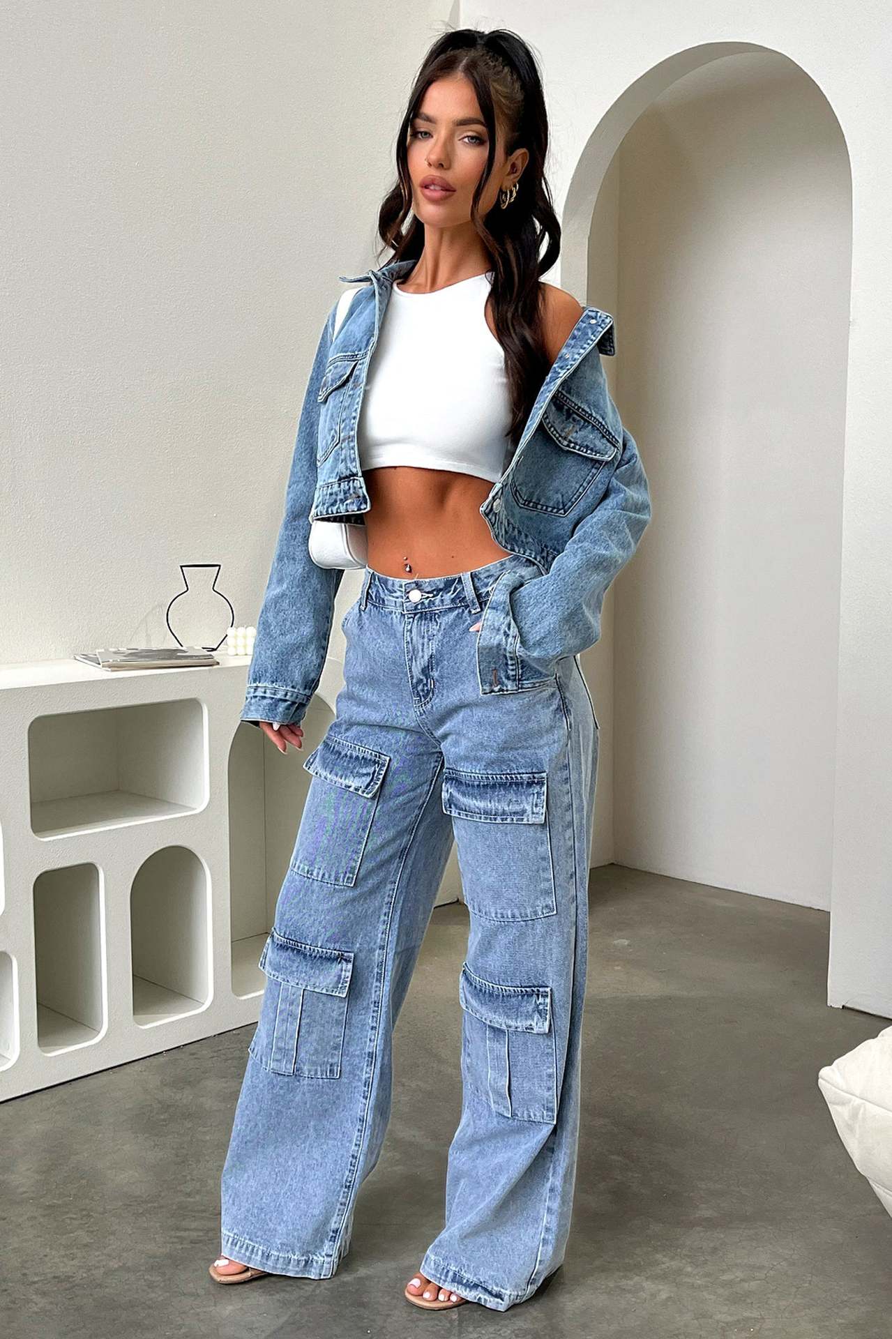 Women's Cargo Jeans Modern Style Many Pockets