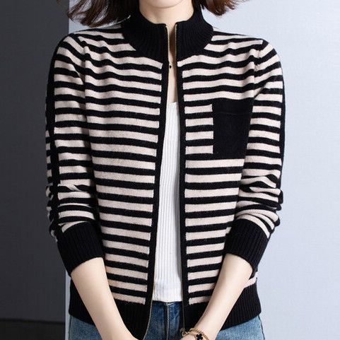 Women's Knitted Jacket Stand-Up Collar Zipper Elegant Outdoor Jacket
