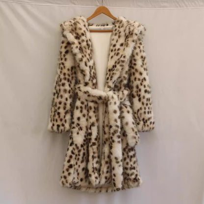 Soft Women's Bathrobe Plush Fur Look