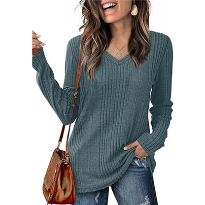 Women's Pullover V-Neck Knit Design