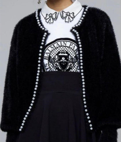 Soft Women's Cardigan with Pearl Buttons and Loose Fit
