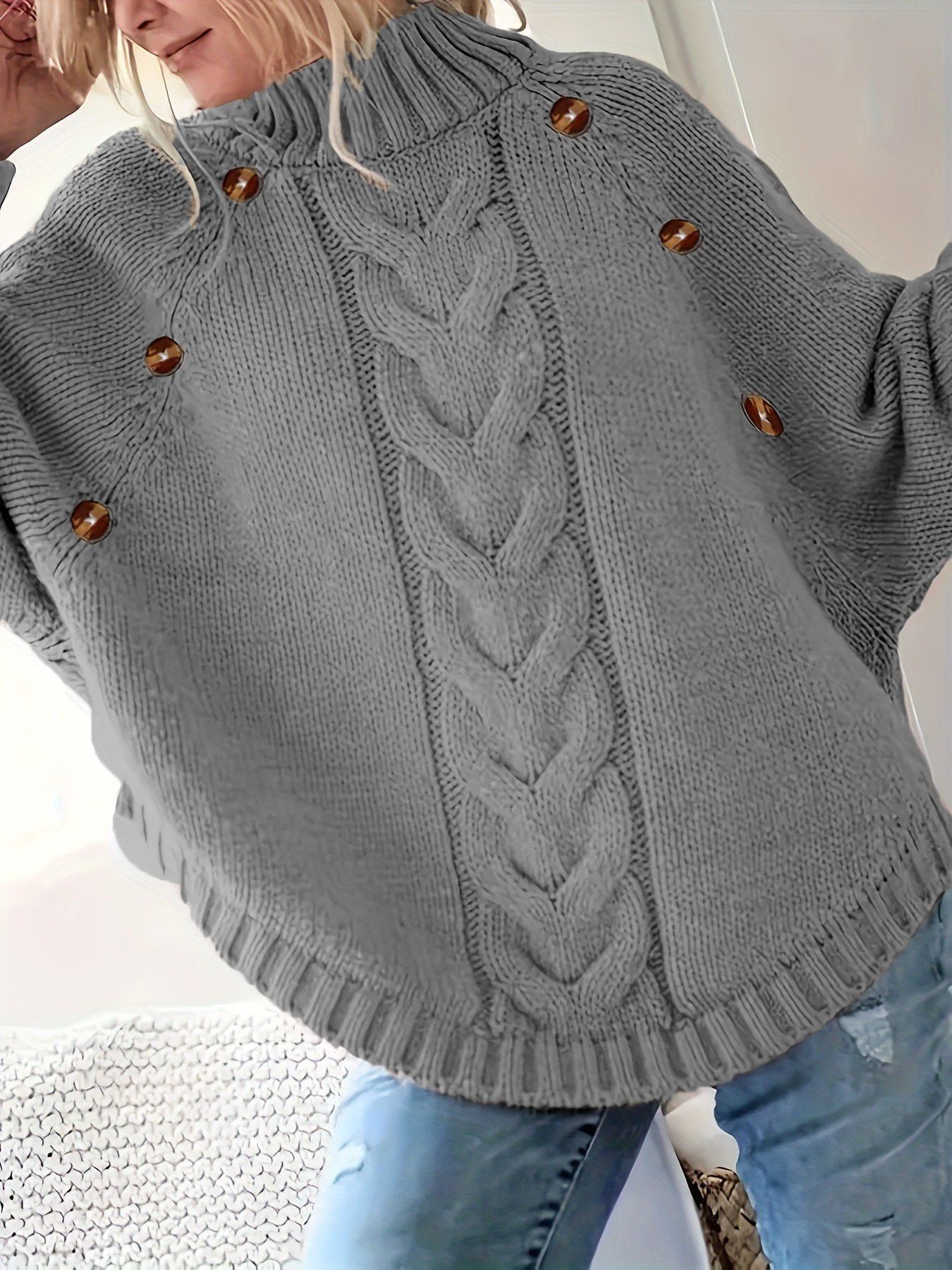 Women's Chunky Knit High-Neck Sweater Elegant