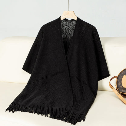 Women's Knitted Poncho Elegant Design Fringe Pattern