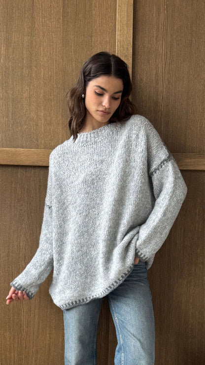 Women's soft sweater with contrast details