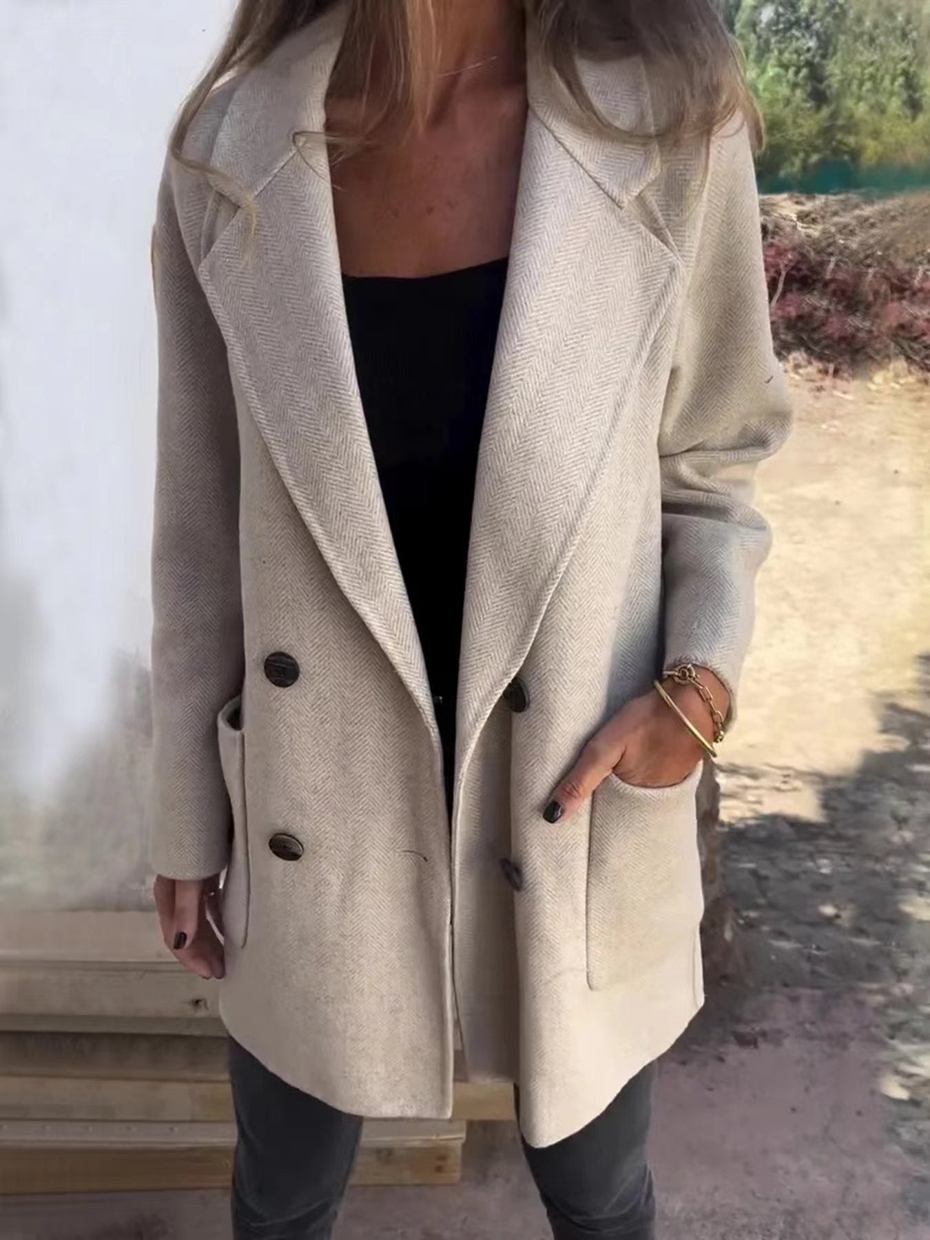 Tailored Women's Wool Coat Classic