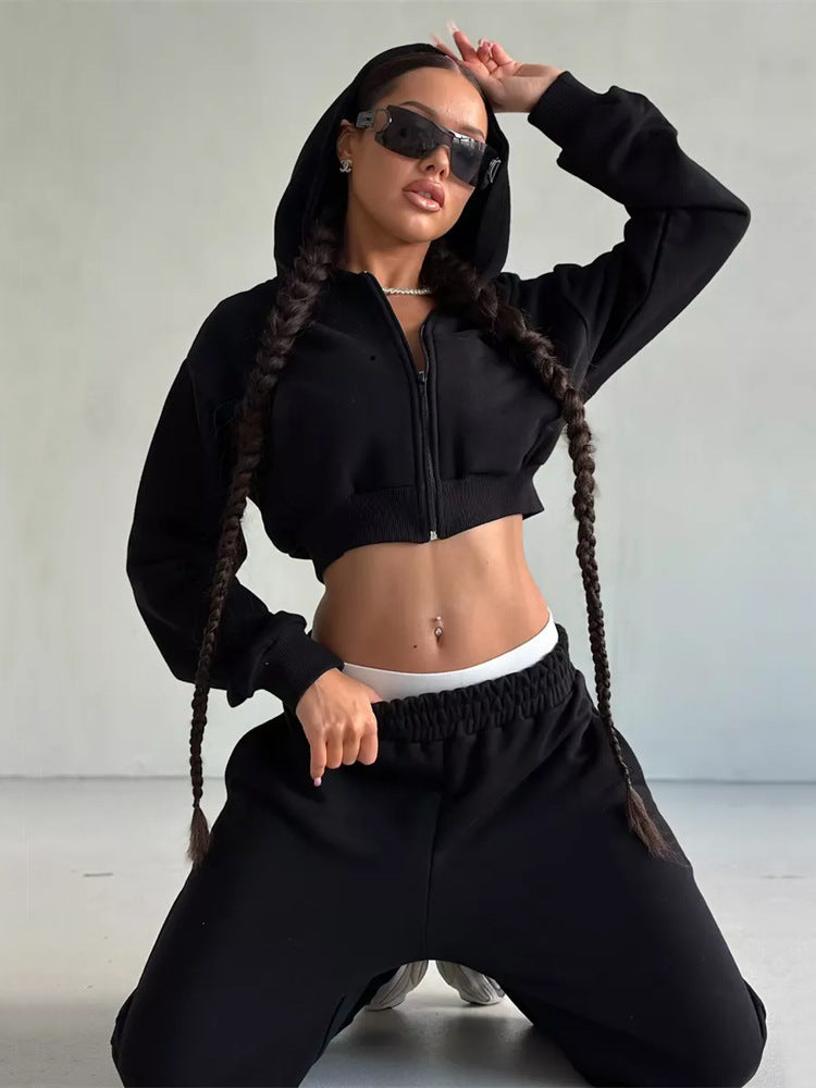 Women's Sports Outfit: Cropped Jacket and Jogger Set