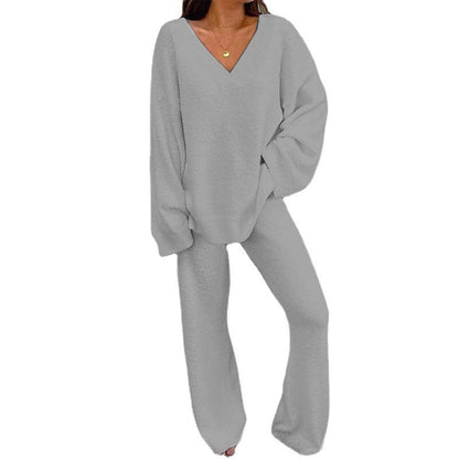 Women's Fleece Lounge Set V-Neck Comfort Wear