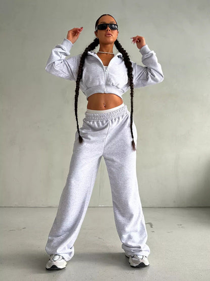 Women's Sports Outfit: Cropped Jacket and Jogger Set