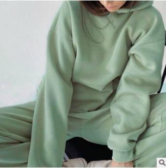 Women's Sporty Jogging Suit Set Comfortable Elegant