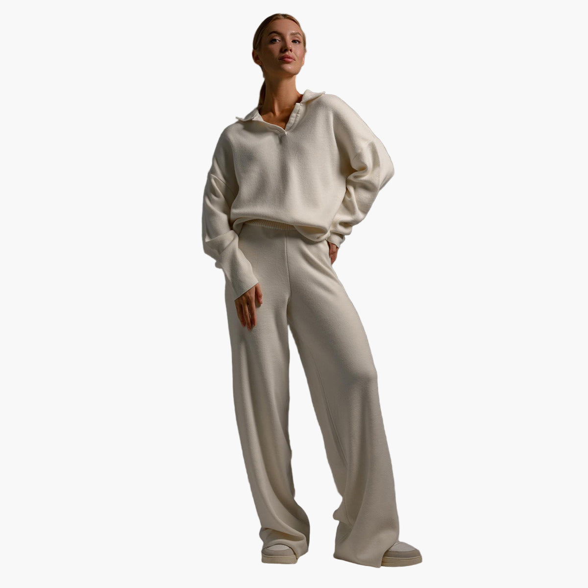 Comfortable Loungewear Set - Oversized Collared Sweatshirt and Jogger Pants