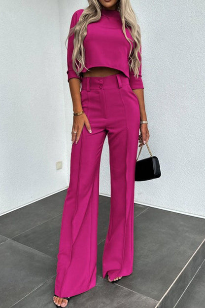 Stylish Women's Outfits | Wide Sweaters and Pants for Work and Leisure