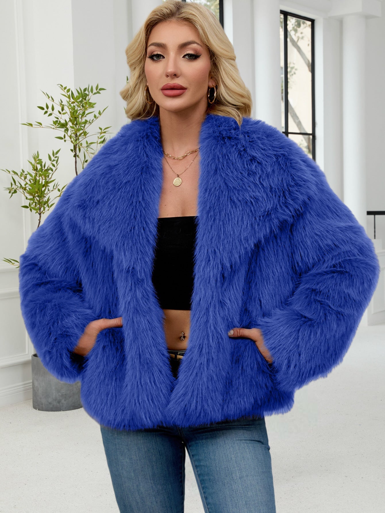 Women's Oversized Faux Fur Jacket Soft Voluminous