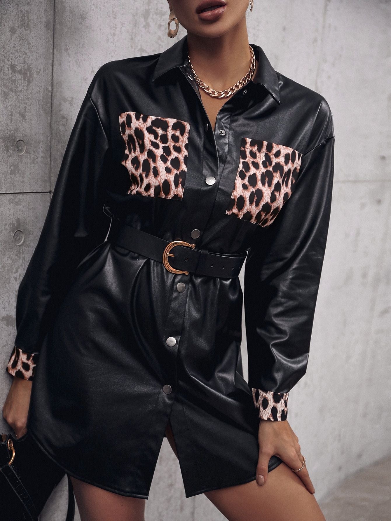 Damen Ledermantel-Kleid Tiermuster Figurbetonend