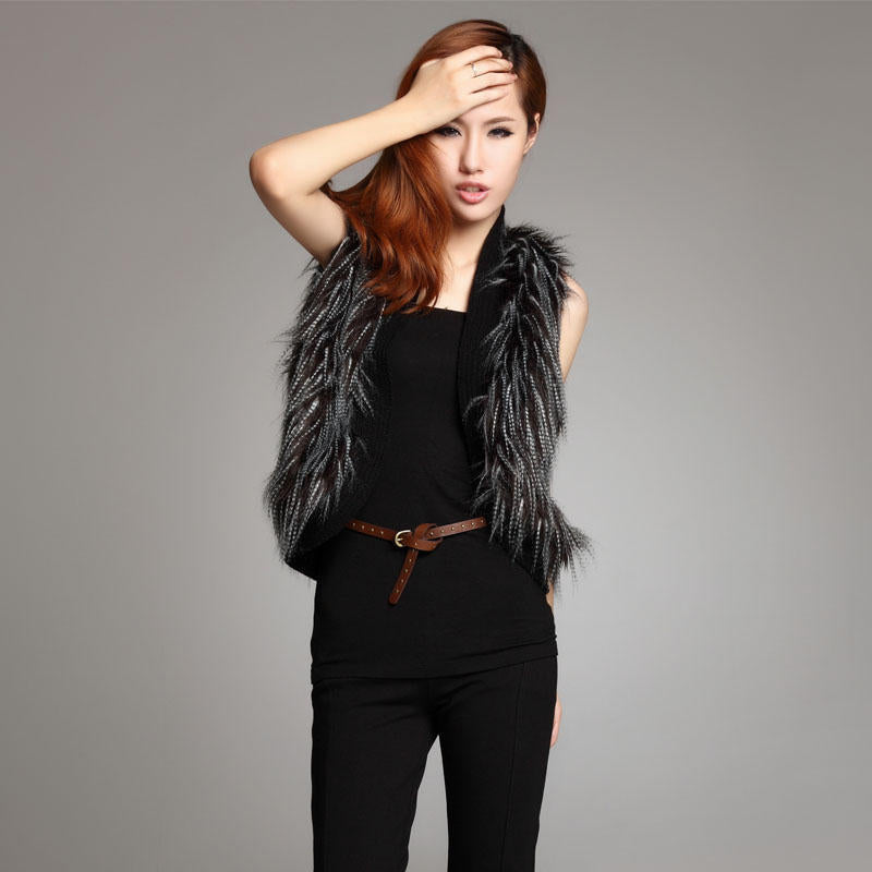 Women's Plush Vest Modern with Ruffles Elegant