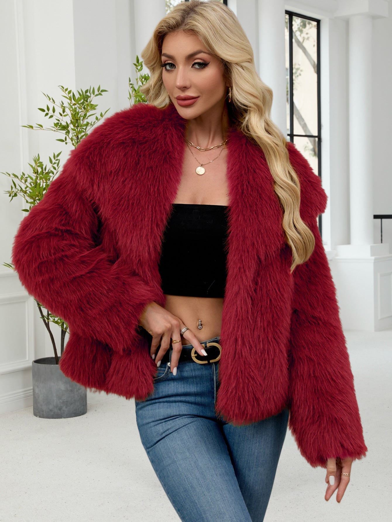 Women's Oversized Faux Fur Jacket Soft Voluminous