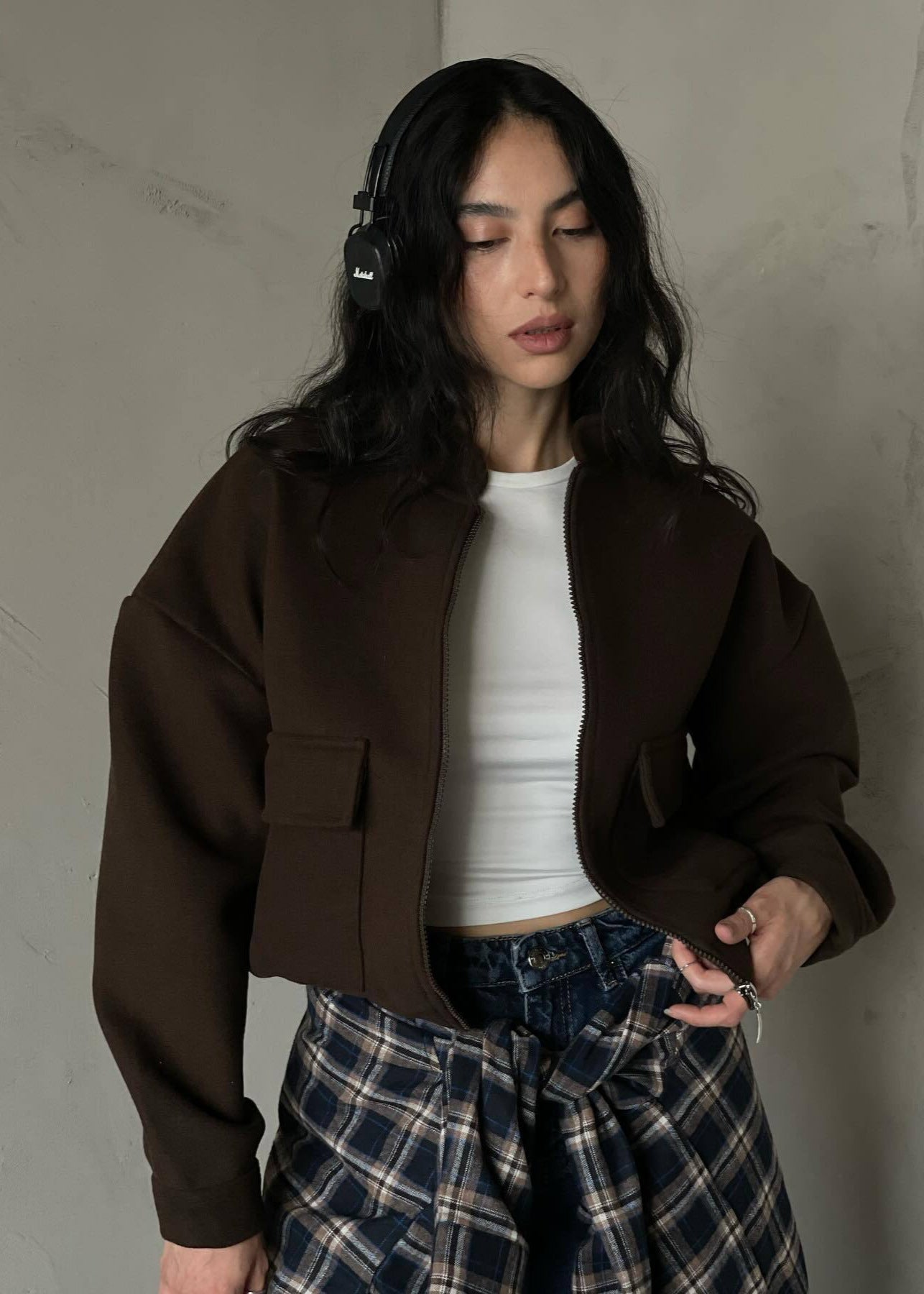 Practical Zip-Up Outdoor Jacket