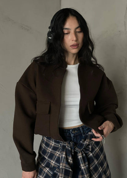 Practical Zip-Up Outdoor Jacket