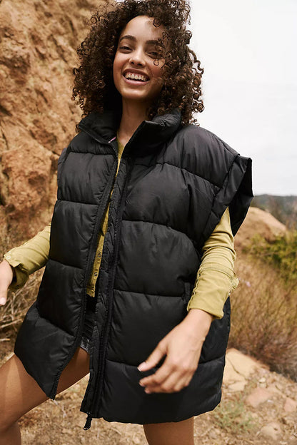 Women's Quilted Vest Woolly Winter Jacket With Collar And Pockets