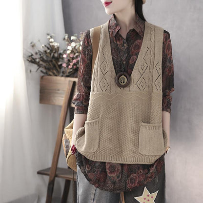 Women's Knitted Vest V-Neck with Pockets Elegant Design