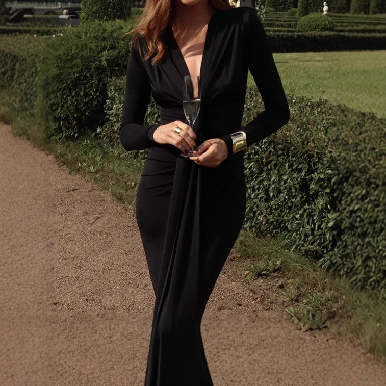 Women's Elegant Maxi Dress with Refined Detail and Figure-Flattering Cut