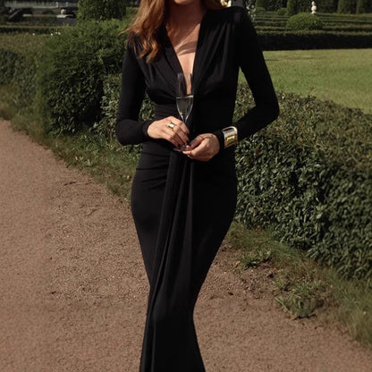 Women's Elegant Maxi Dress with Refined Detail and Figure-Flattering Cut