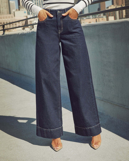 Women's High-Waisted Jeans with Elegant Cut
