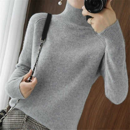 Women's Merino Wool Sweater Soft Turtleneck Elegance