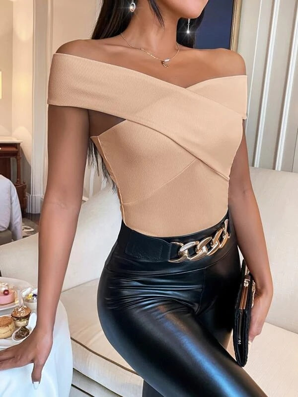 Women's Top Asymmetrical Textured Modern