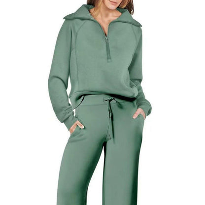 Women's Sports Set with Stand-up Collar and Braces