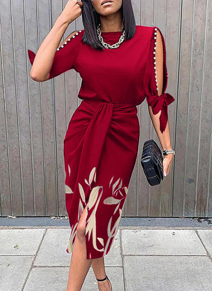 Women's Elegant Dress with Belt and Neckline