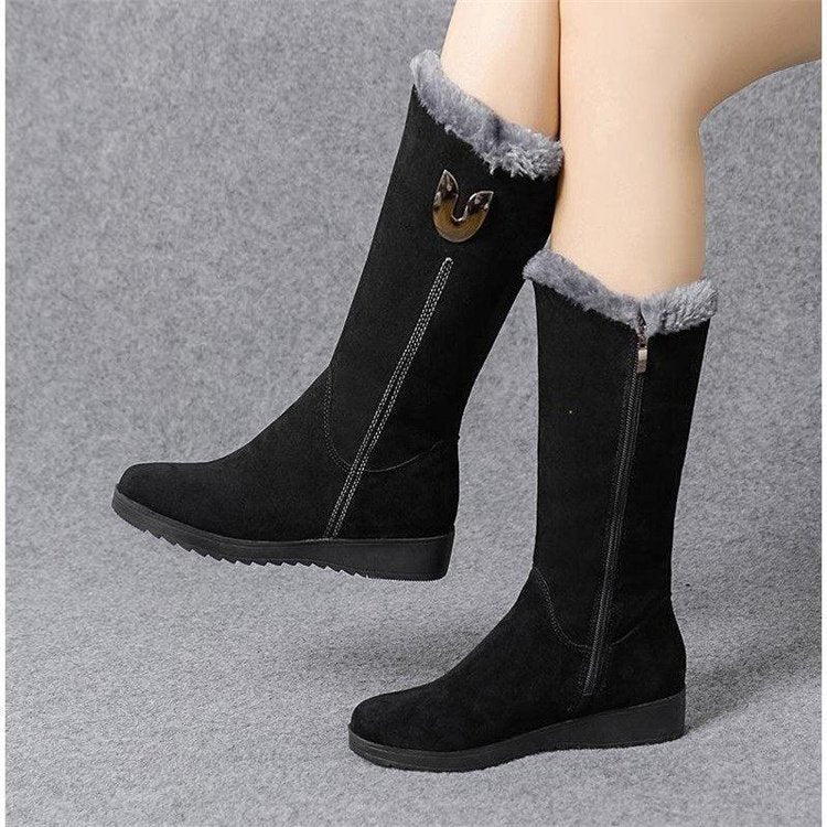 Elegante Winterstiefel mit Fellverkleidung - IdealeKleiden