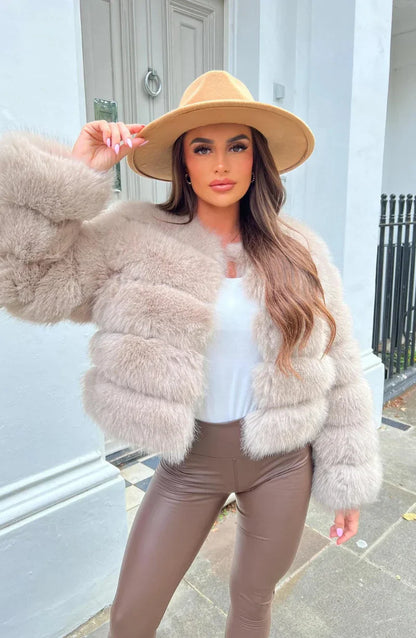 Faux Fur Short Puffer Jacket Plush Winter Coat for Women
