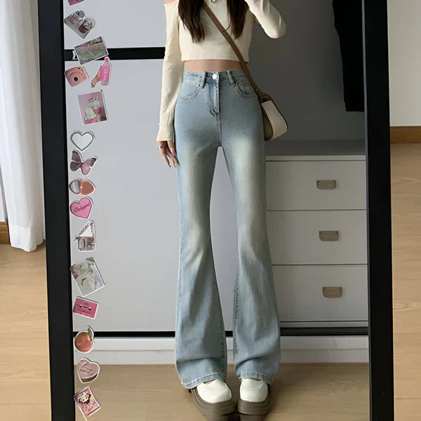 High-Waisted Women's Jeans with Flare Leg and Stretch