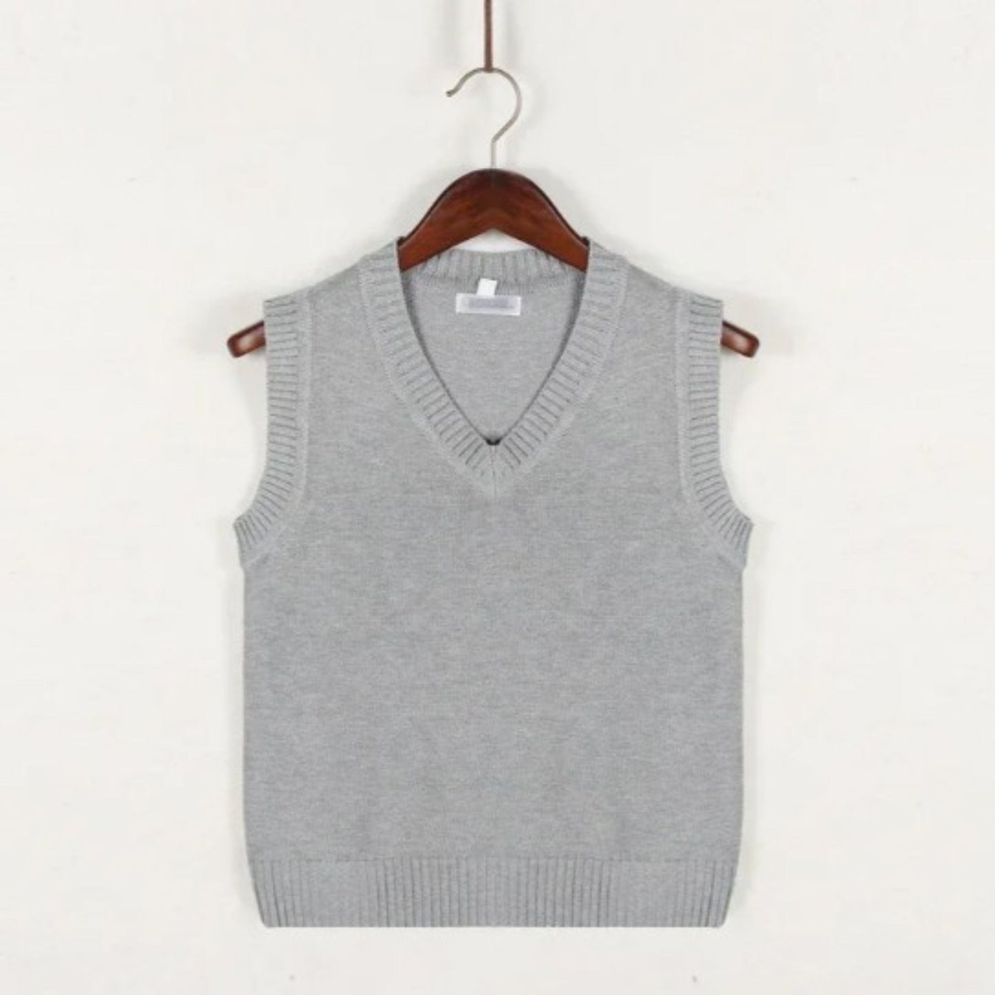 Men's Knitted Sleeveless V-Neck Pullover