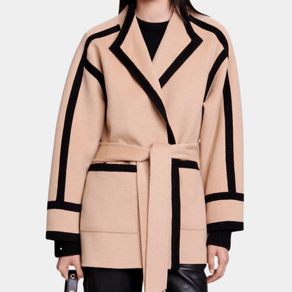 Elegant women's winter coat Classic design