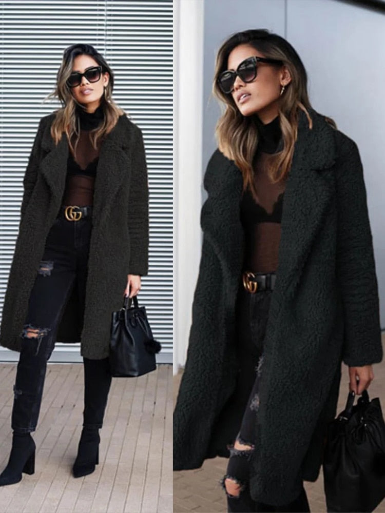 Luxurious Women's Faux Fur Jacket Modern Design