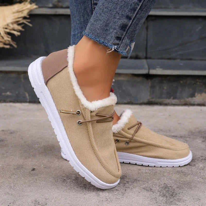 Warm winter boots with soft velvet